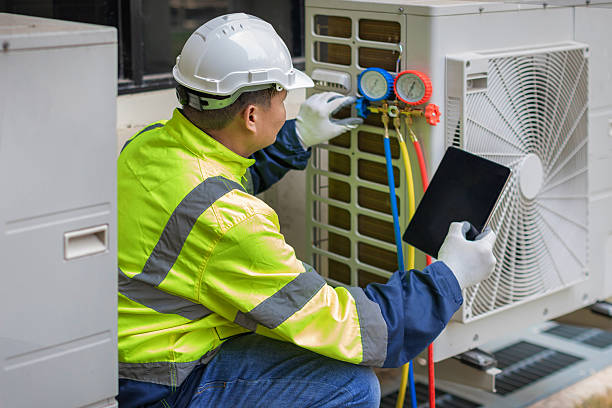 Professional Hvac technician working in Bedford Hills, NY